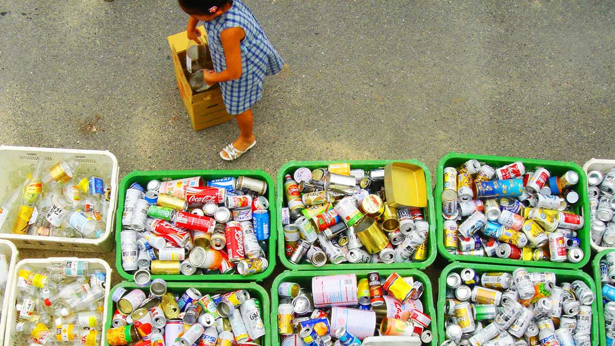 Lees hier alles over de Recyclebank waarbij klanten kunnen sparen voor kortingen door te recyclen.